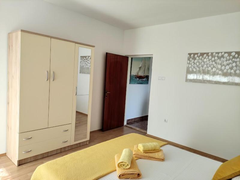 Apartmani Mila A1&A2&3 Trogir Luaran gambar